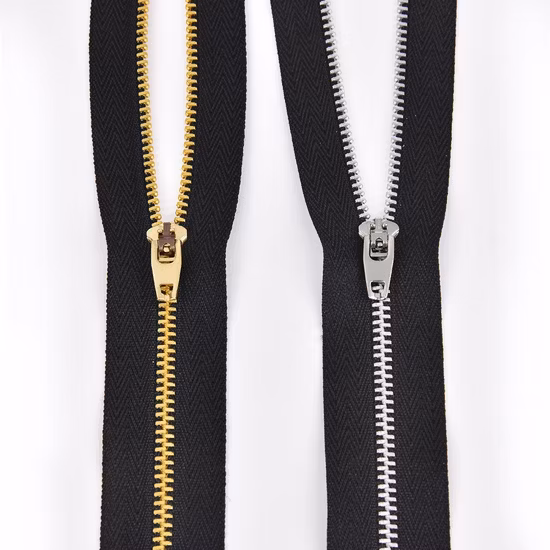 금속 지퍼를 위한 도매 관례 4.5yg 4yg 5yg 스테인리스 Yg 지퍼 슬라이더